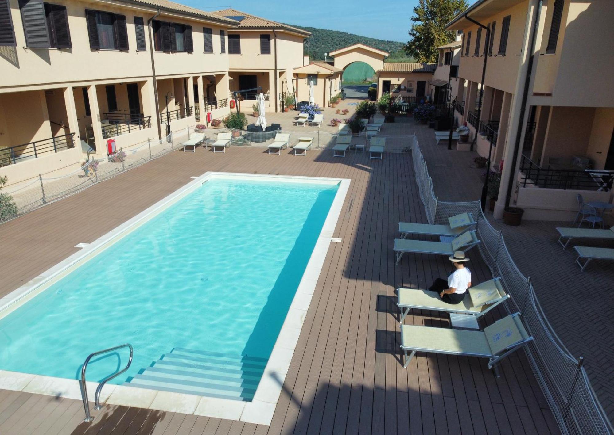 Residence Talamone Il Poderino Екстериор снимка