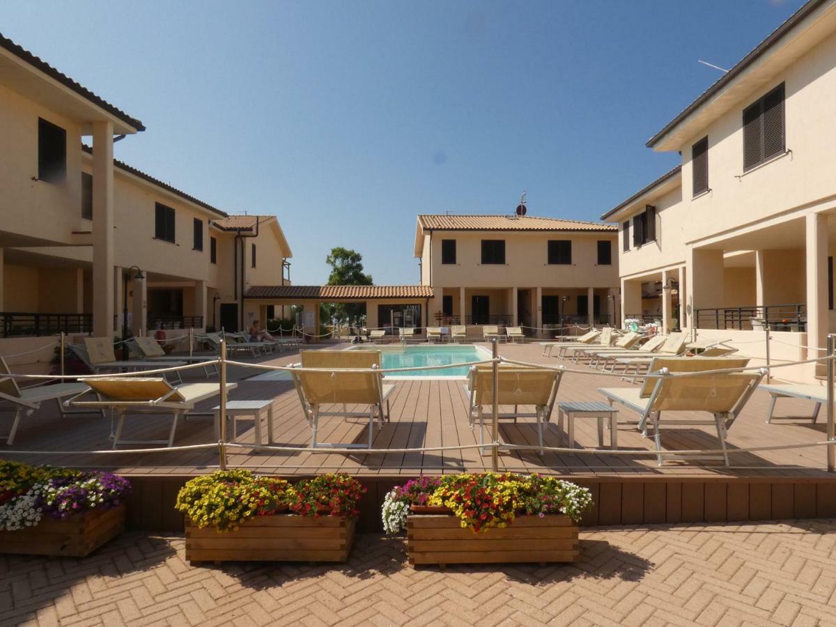Residence Talamone Il Poderino Екстериор снимка